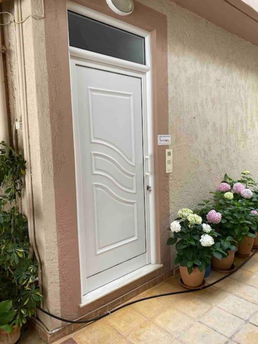 An Ideal 3 Bedroom Apartment In Heraklion - Crete Екстериор снимка
